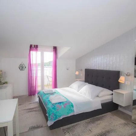 Apartment In 36019 *