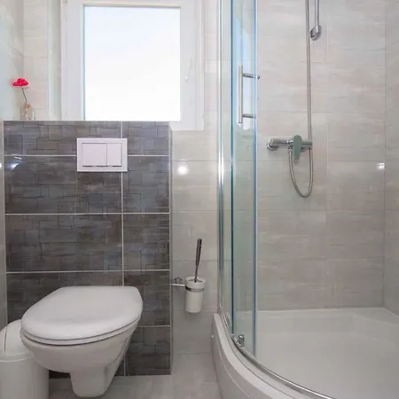 In 36019 Apartament *